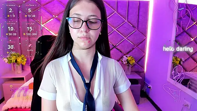 Snapshot of sarah_sweett_ chatting on 06/06/26, 02:11 sarah sweett online show from 06/06/26, 02:11