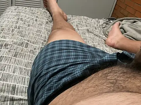 Snapshot of elporn8 chatting on 10/30/25, 12:23 elporn8 online show from 10/30/25, 12:23