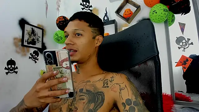 The boy dreams1 online show from 10/25/25, 03:03