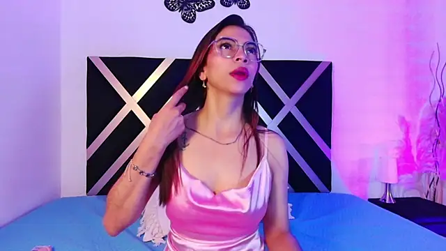 EvangelineBonet online show from 10/14/25, 12:17