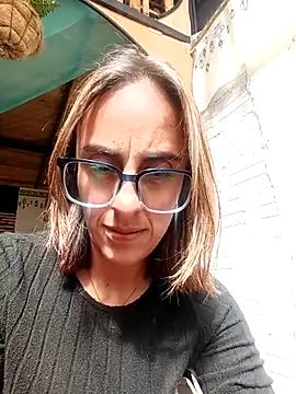 Jade 1-9 online show from 10/06/25, 07:11