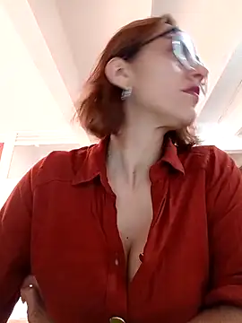 Snapshot of Jade_1-9 chatting on 03/04/26, 02:01 Jade 1-9 online show from 03/04/26, 02:01