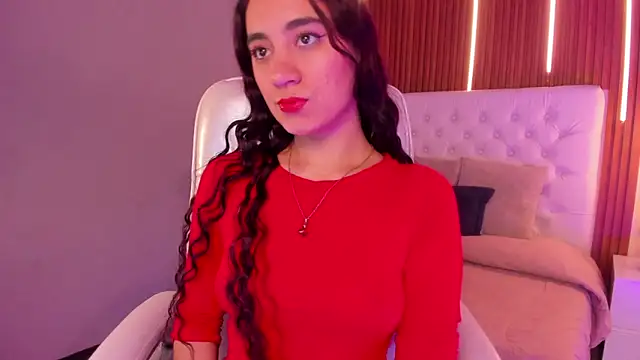 GabrielaaStone online show from 10/07/25, 12:13