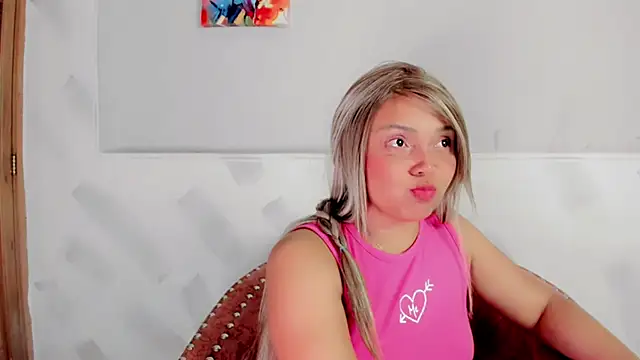 Molly Logan online show from 02/27/26, 08:42