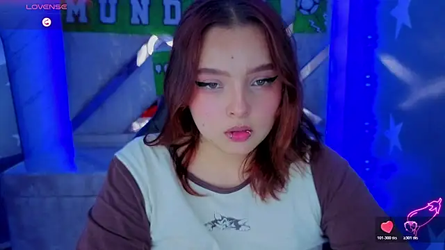 Snapshot of mia_foster_t chatting on 07/06/26, 03:58 mia foster t online show from 07/06/26, 03:58