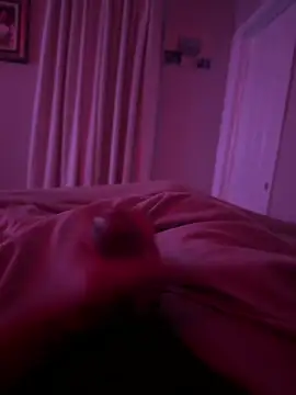 familia0210 online show from 10/17/25, 04:09