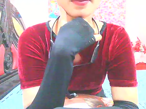 night queeen7 online show from 11/18/25, 06:34