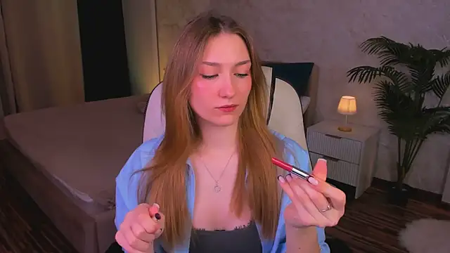 AngelAnabelle online show from 10/25/25, 08:03