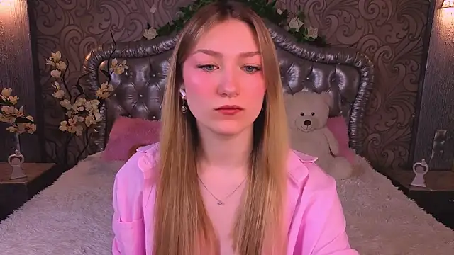 Snapshot of AngelAnabelle chatting on 03/14/26, 08:36 AngelAnabelle online show from 03/14/26, 08:36