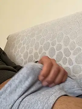 Snapshot of Sikici17cm555 chatting on 11/20/25, 08:03 Sikici17cm555 online show from 11/20/25, 08:03