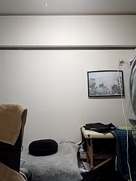 Snapshot of keiichi684 chatting on 10/08/25, 01:09 keiichi684 online show from 10/08/25, 01:09