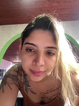 Snapshot of AnaFoxxx_ chatting on 02/12/26, 04:57 AnaFoxxx online show from 02/12/26, 04:57