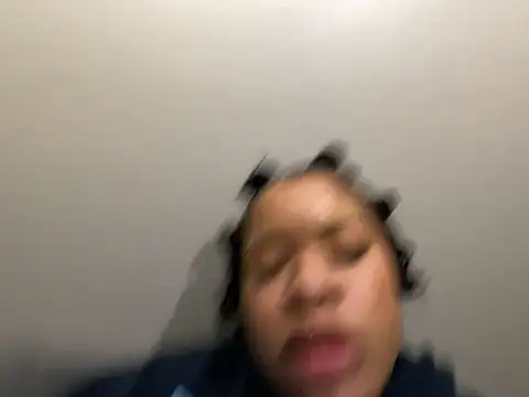 Snapshot of Princessivy56 chatting on 02/14/26, 01:24 Princessivy56 online show from 02/14/26, 01:24