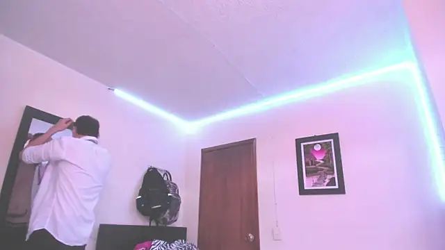 PapiNoha online show from 10/31/25, 07:37