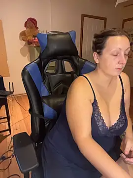 allnaturalmermaid online show from 11/28/25, 08:33