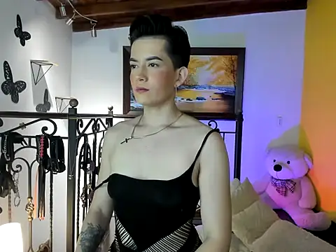 Snapshot of Zulyhenao chatting on 11/15/25, 03:26 Zulyhenao online show from 11/15/25, 03:26