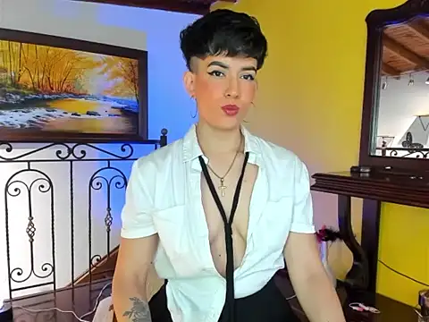 Snapshot of Zulyhenao chatting on 11/28/25, 03:20 Zulyhenao online show from 11/28/25, 03:20