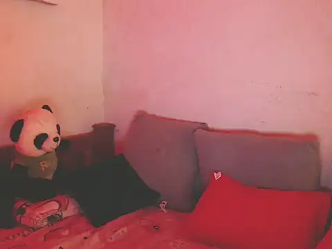 Charlotte Rot2 online show from 10/04/25, 01:03