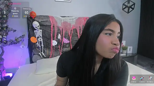 Nahomycarterr online show from 10/30/25, 07:47