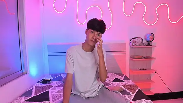 luccas ferreira online show from 10/27/25, 07:07