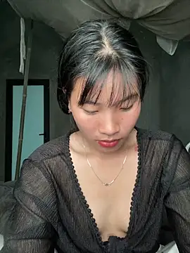 Snapshot of sukanaka99 chatting on 05/18/26, 04:07 sukanaka99 online show from 05/18/26, 04:07