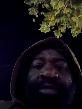 Snapshot of Big_Dick321 chatting on 10/21/25, 05:41 Big Dick321 online show from 10/21/25, 05:41