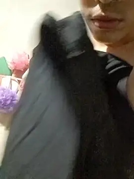 Snapshot of DanielTorres1 chatting on 12/20/25, 04:19 DanielTorres1 online show from 12/20/25, 04:19