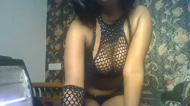 Snapshot of zoya_your chatting on 02/15/26, 09:19 zoya your online show from 02/15/26, 09:19