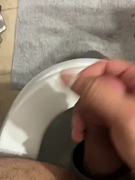 ayrtonmen online show from 11/22/25, 06:51