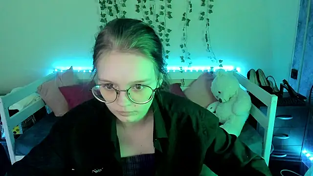 shy elina01 online show from 10/10/25, 10:36