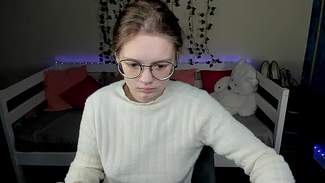 shy elina01 online show from 10/22/25, 10:26