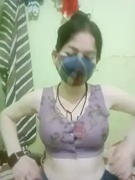 Snapshot of Anak_69 chatting on 10/31/25, 10:05 Anak 69 online show from 10/31/25, 10:05