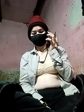 Snapshot of Anak_69 chatting on 11/17/25, 10:32 Anak 69 online show from 11/17/25, 10:32