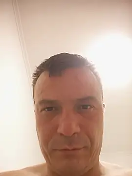 Snapshot of viktor1992-1-1 chatting on 07/21/26, 08:00 viktor1992-1-1 online show from 07/21/26, 08:00