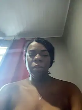 Snapshot of Priihmedeiros chatting on 03/21/26, 09:58 Priihmedeiros online show from 03/21/26, 09:58