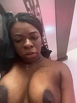 Snapshot of Priihmedeiros chatting on 03/24/26, 09:36 Priihmedeiros online show from 03/24/26, 09:36