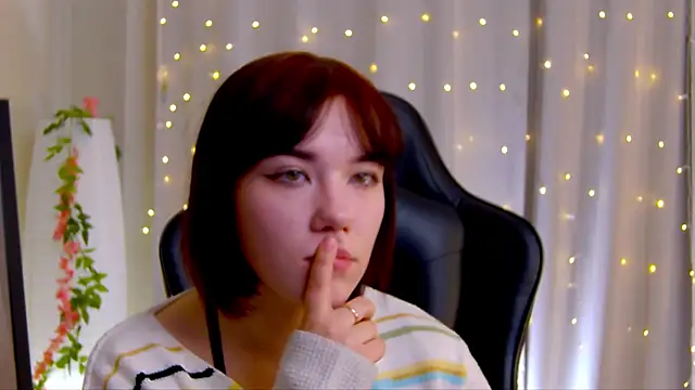 Kelly foox online show from 10/10/25, 09:08