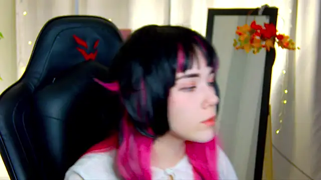 Kelly foox online show from 10/28/25, 09:35