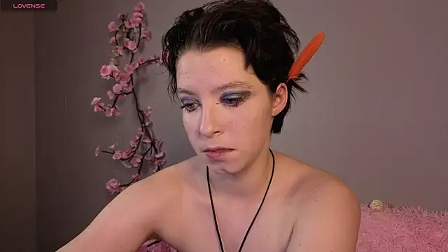 Sara Frayer online show from 01/13/26, 02:50