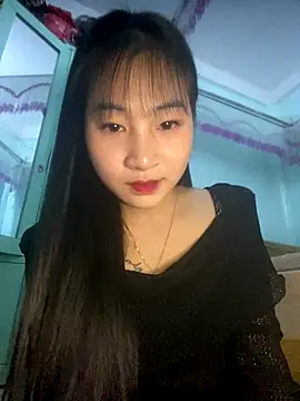banlinh004 online show from 12/19/25, 02:35