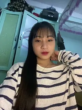 Snapshot of banlinh004 chatting on 03/12/26, 03:51 banlinh004 online show from 03/12/26, 03:51