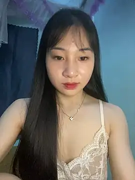 Snapshot of banlinh004 chatting on 07/02/26, 03:23 banlinh004 online show from 07/02/26, 03:23