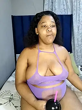 SweetJuicyPussy97 online show from 02/26/26, 11:37