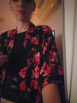 lonely Cosplay chick online show from 10/25/25, 01:18