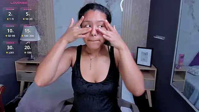 AriaVega online show from 11/25/25, 11:43