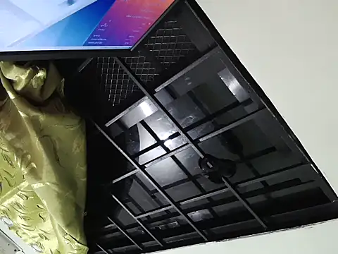 TeaseNPlease 13 online show from 11/10/25, 01:43