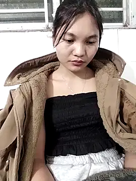 Snapshot of Mit-thi123 chatting on 11/23/25, 03:56 Mit-thi123 online show from 11/23/25, 03:56