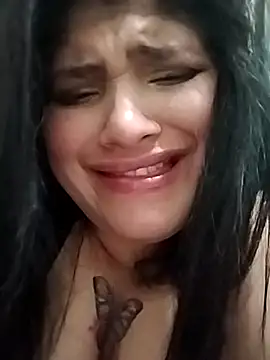 Snapshot of Jasmin_ferht2 chatting on 10/11/25, 01:38 Jasmin ferht2 online show from 10/11/25, 01:38