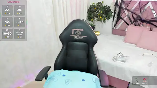 Snapshot of HISIS_TAY chatting on 10/16/25, 12:06 HISIS TAY online show from 10/16/25, 12:06