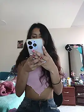 Snapshot of caramel_doll__ chatting on 11/10/25, 06:18 caramel doll online show from 11/10/25, 06:18